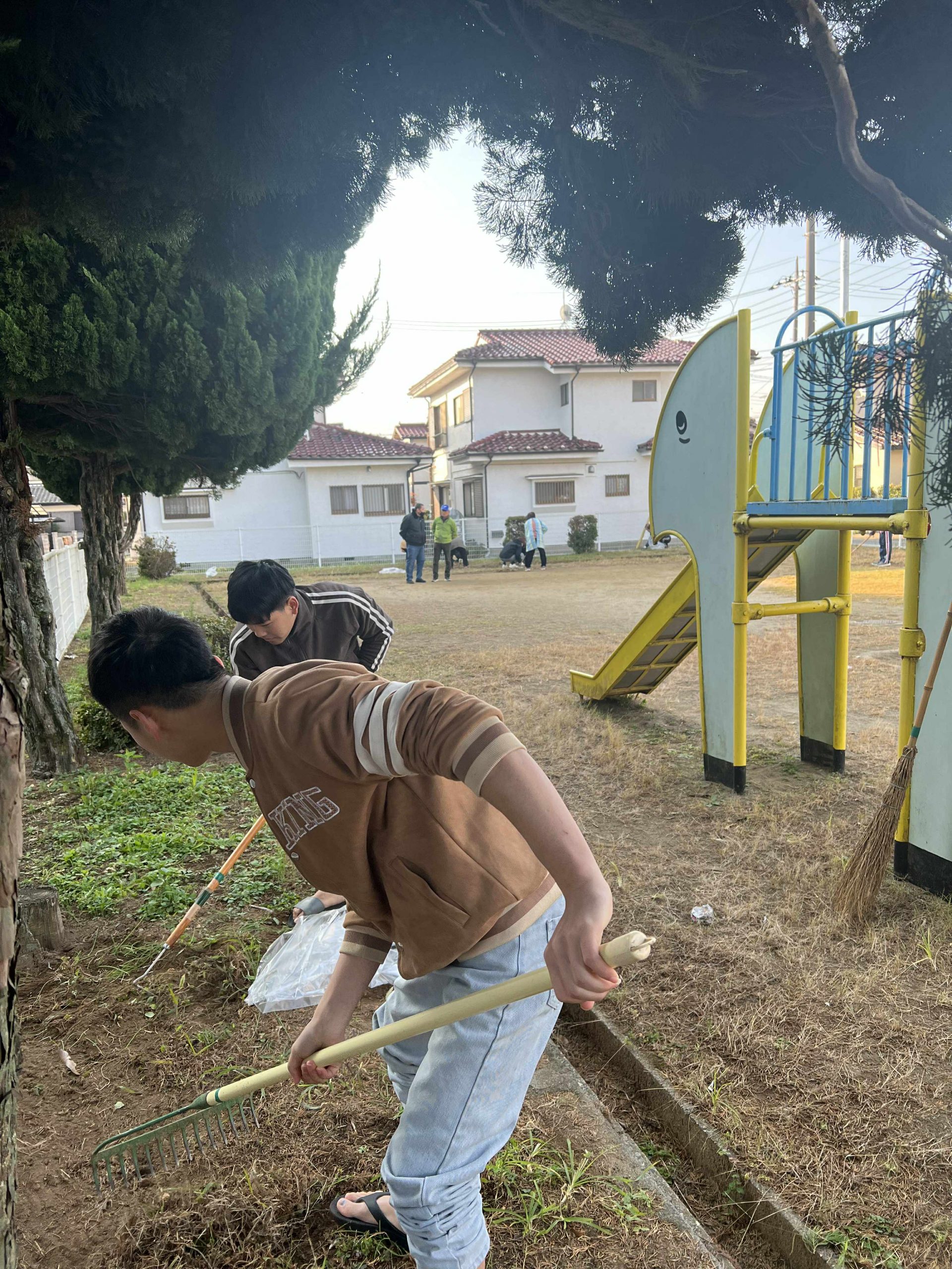 町内会の大掃除に参加しました！ | 協同組合 経営情報システムズ